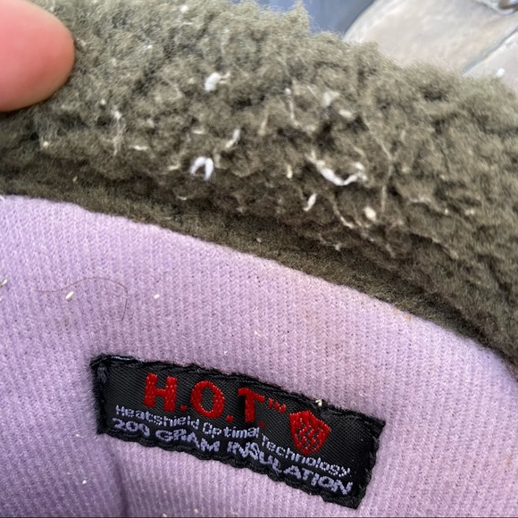 North Face Water Proof Girl’s 4 Hiking boots, Black/Tan - Picture 8 of 10